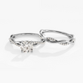 Load image into Gallery viewer, Twisted Vine Round Cut Moissanite Engagement Ring Bridal Set