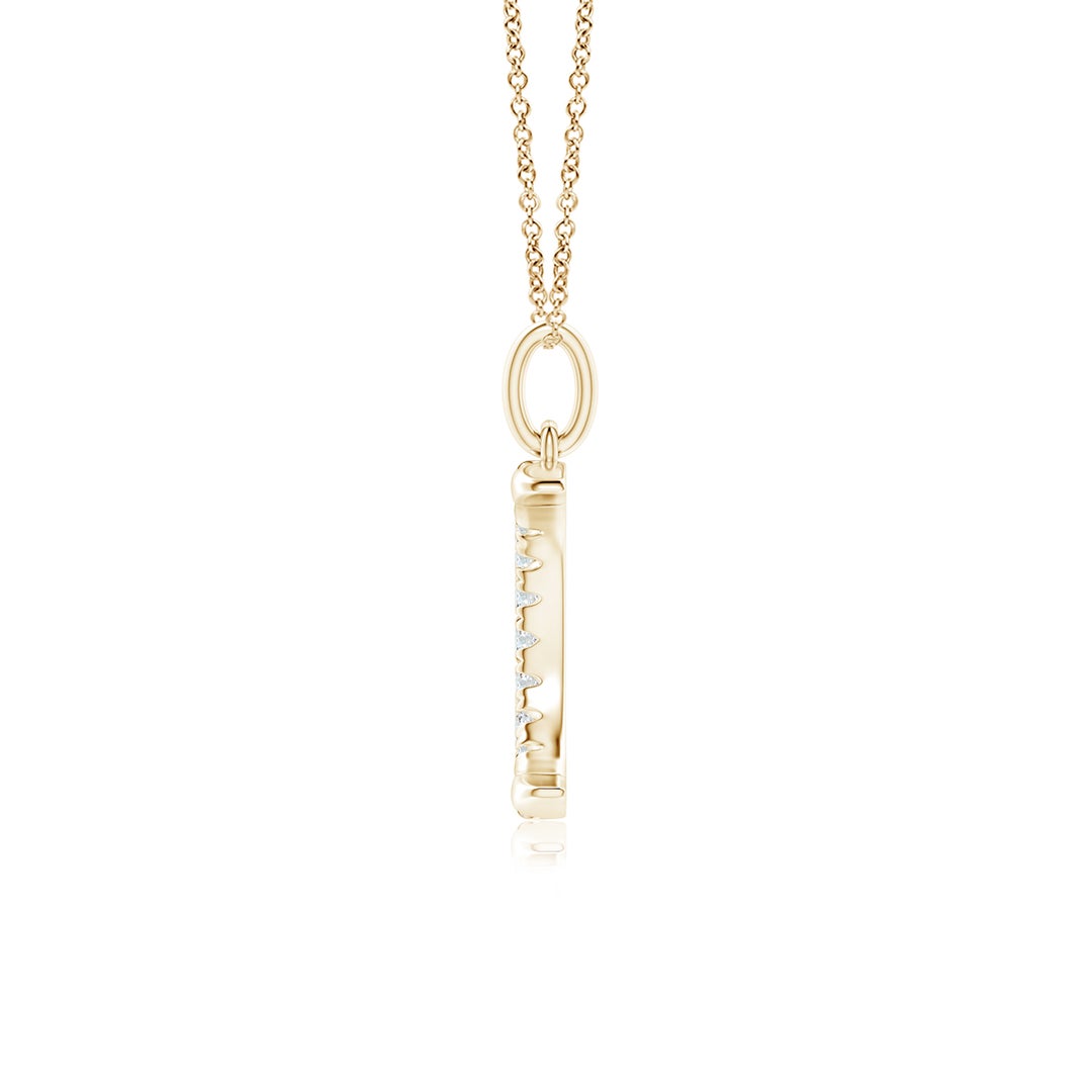 Pavé Moissanite Crescent Moon Pendant Necklace
