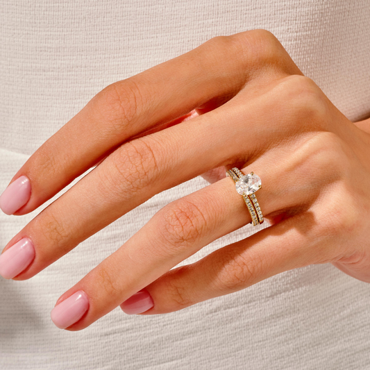 Pavé Set Oval Cut Moissanite Engagement Ring Bridal Set