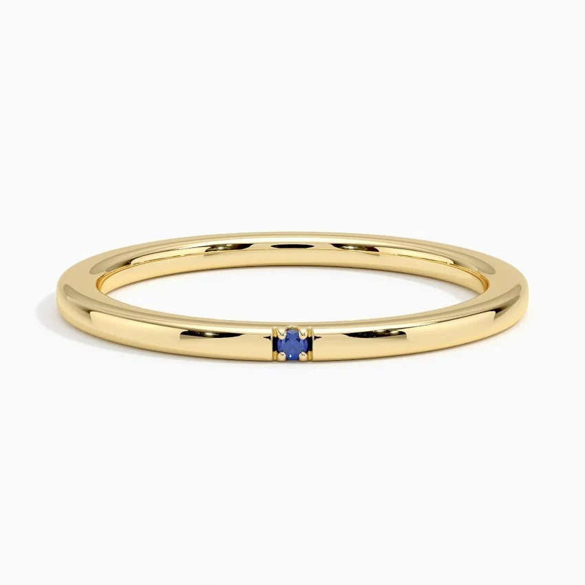 Single Sapphire Accent Wedding Band – 1.4 mm
