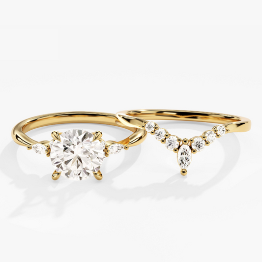 Vintage-Inspired Round Cut Cluster Moissanite Bridal Set
